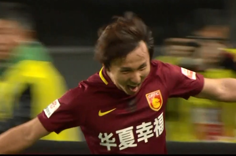 由徐峥、焦雄屏联合监制，新锐导演、编剧宋灏霖执导，青年演员孙博、刘雪涛、徐唯，新晋童星李昊泽、王继贤等主演的《猪太狼的夏天》，近日发布一款;脱丧版海报，并正式宣布定档11月10日